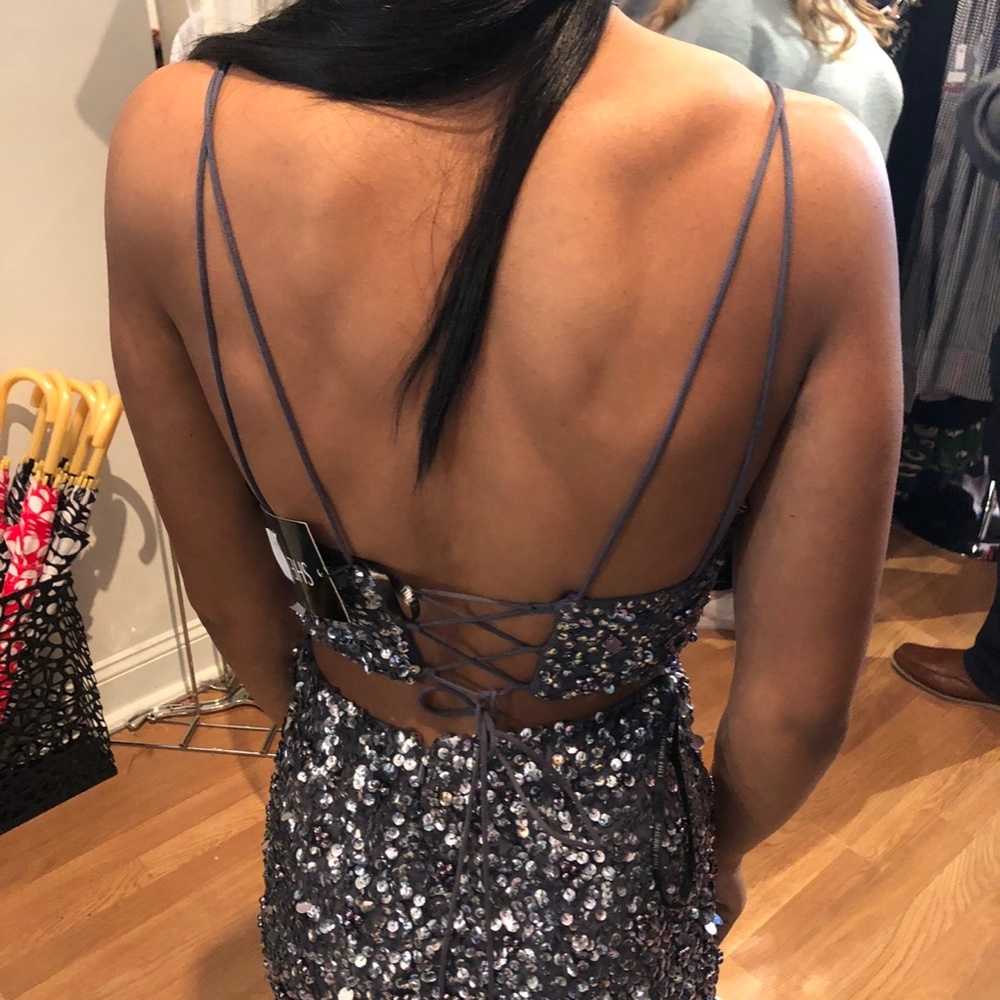 BEAUTIFUL Sheri Hill two-piece Gown - Picture 3 of 4